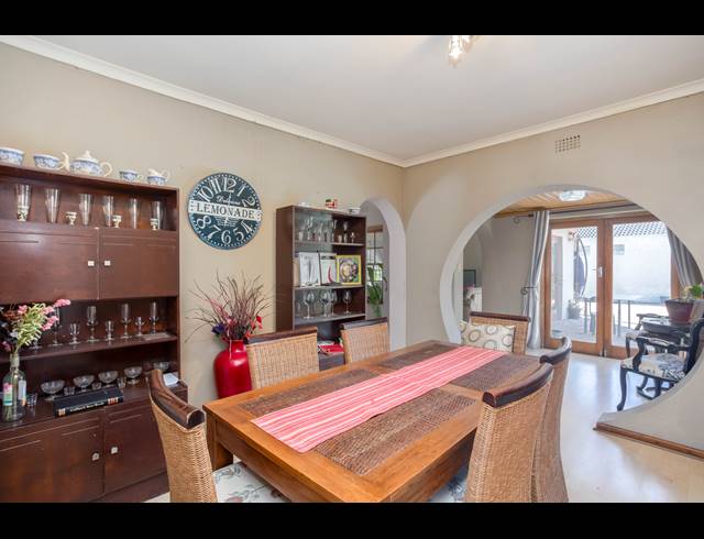 4 BEDROOM FREEHOLD SOLD IN PANORAMA